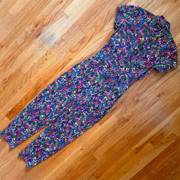 Floral Multicolor Jumpsuit - Picture 4 of 10